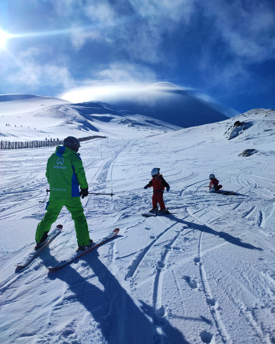 Escuela de ski y snowboard